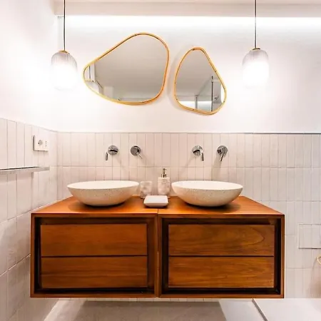 Nel Blu Dipinto Di Blu *